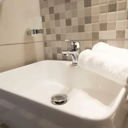 Roxani's * Ajos Nikolaos